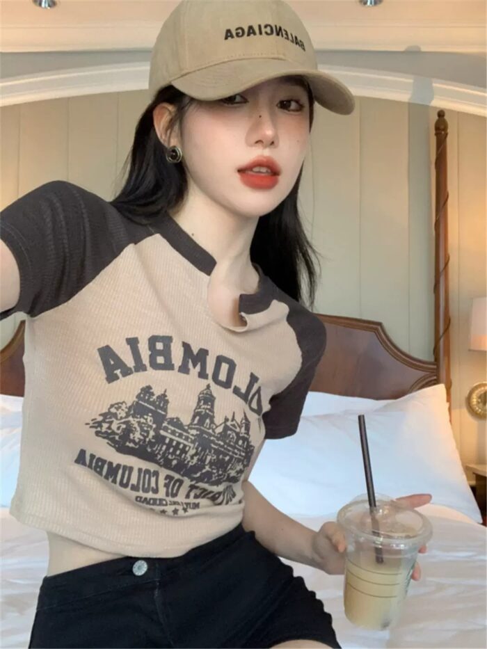Bold Contrast Crop Tee – Cute Summer Vibes - Image 6