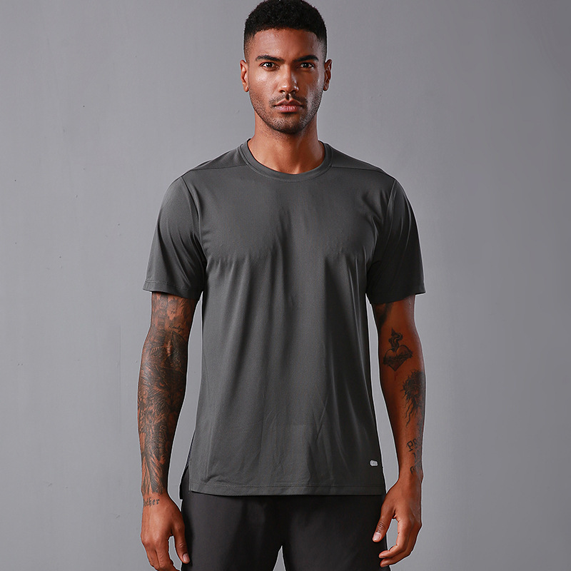 Men’s Quick-Dry Sports Tee – Lightweight & Breathable